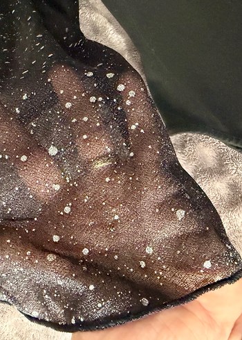 Uzun Kollu Siyah Drapeli Gösterişli Bluz - Görsel 2