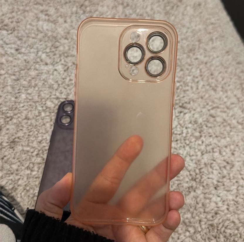 İPhone 15Promax Şeffaf Siyah ve Bej Telefon Kılıfı - Görsel 4