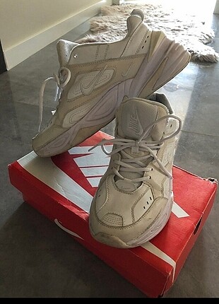 Nike m2k tekno 44 numara