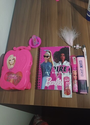  Barbie set
