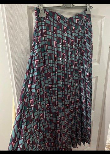 Gri Çok Renkli Piliseli Uzun Kadın Etek - Görsel 2