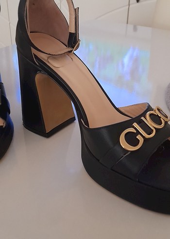 Gucci Siyah Platform Topuklu Ayakkabı - Görsel 5