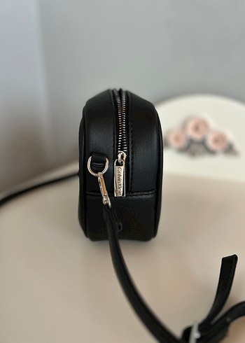 Beden siyah Renk Calvin Klein Siyah Deri Kadın Çapraz Çanta