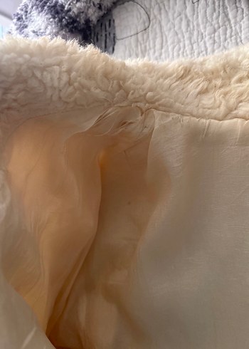 l Beden beyaz Renk Krem Renkli Kısa Peluş Kadın Mont