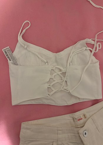 Beyaz Pamuklu V Yakalı Mini Bustiyer - Görsel 2