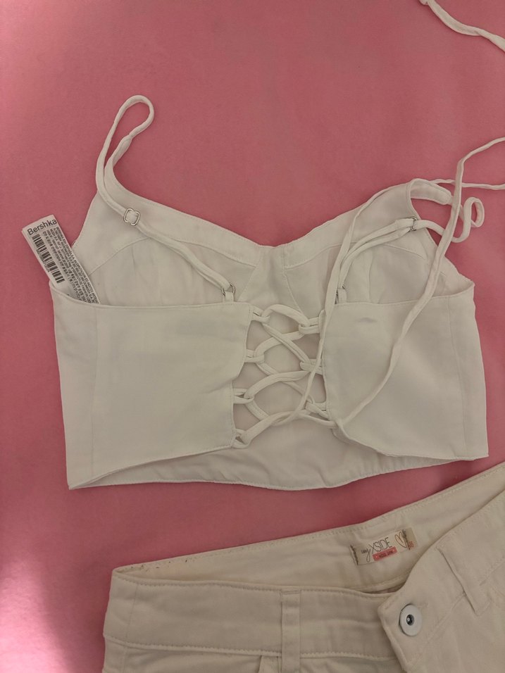 Beyaz Pamuklu V Yakalı Mini Bustiyer - Görsel 2