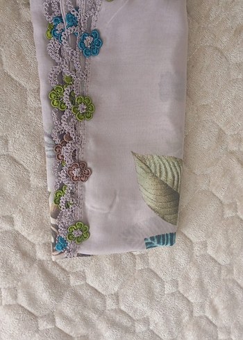 Çiçek Dantelli Bohem Gri Kadın Fular - Görsel 2