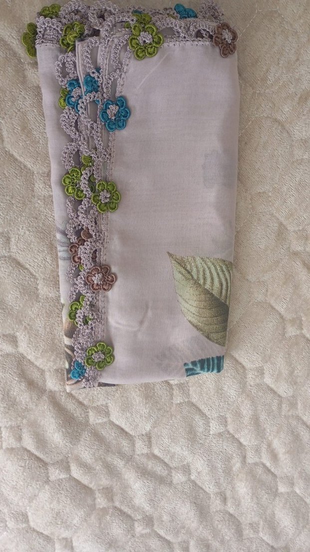 Çiçek Dantelli Bohem Gri Kadın Fular - Görsel 2