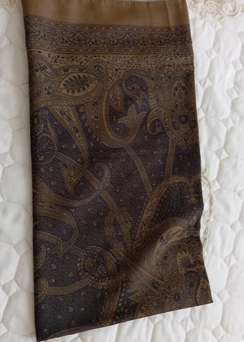 Kahverengi Vintage Kadın Saten Şal - Görsel 2