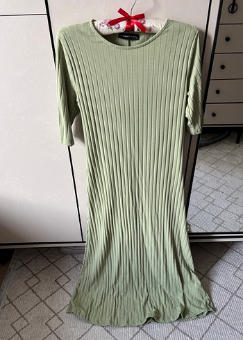 Yeşil Fitilli Kadın midi boy elbise - Görsel 3