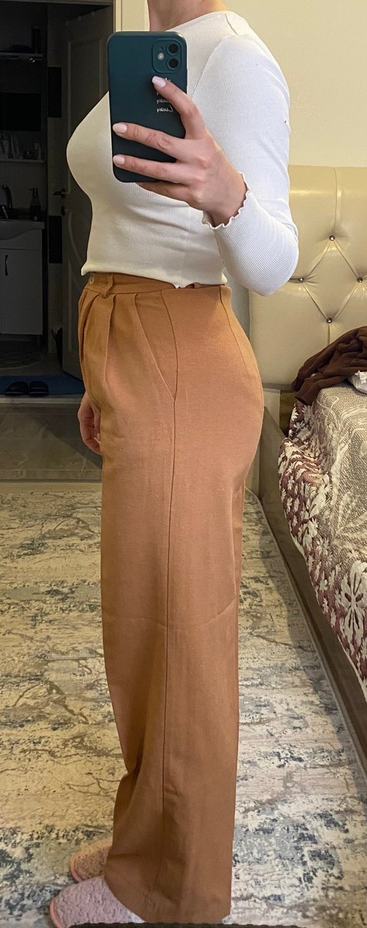 Düğmeli Bej Kadın Rahat Kesim Kumaş Pantolon - Görsel 3