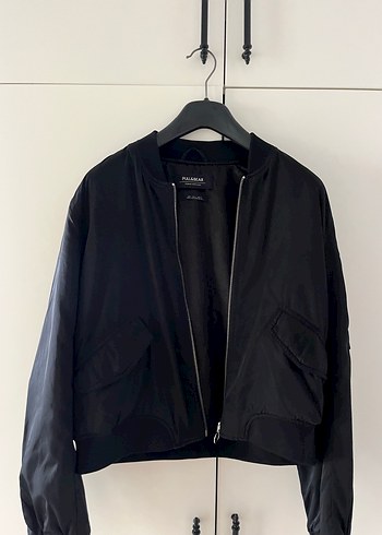 Pull and Bear Siyah Bomber Ceket
