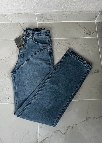 Düğmeli Regular Fit Mavi Kadın Jean