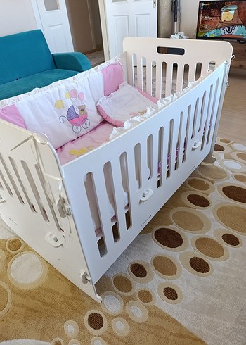 Beden beyaz Renk Kütahya sallanan bebek beşiği ve yatağı
