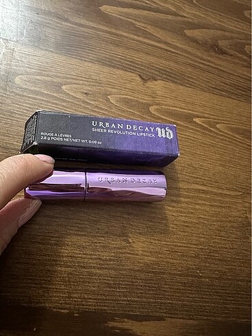 Urban decay pembe ruj