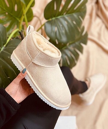 Ugg kısa