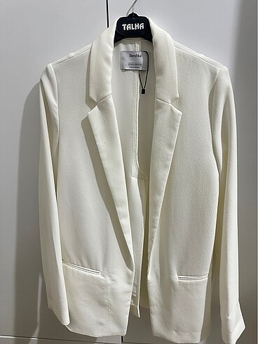 Beyaz ince kumaş blazer ceket