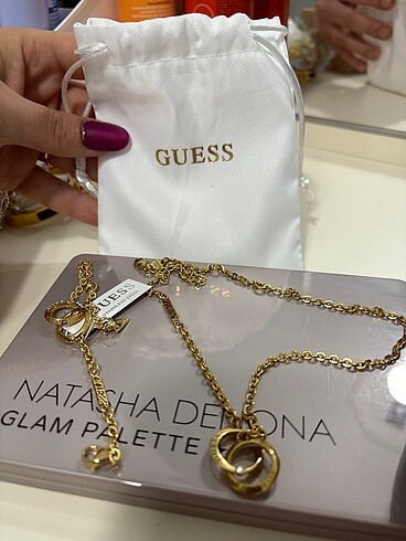 GUESS ORJİNAL KOLYE VE BİLEKLİK