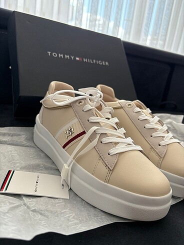 Tommy hilfiger sıfır