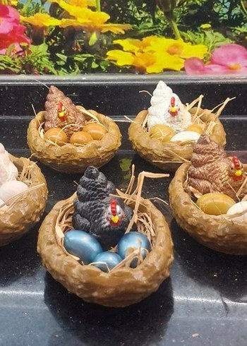 Yumurtalı Tavuk Figürleri - Görsel 2