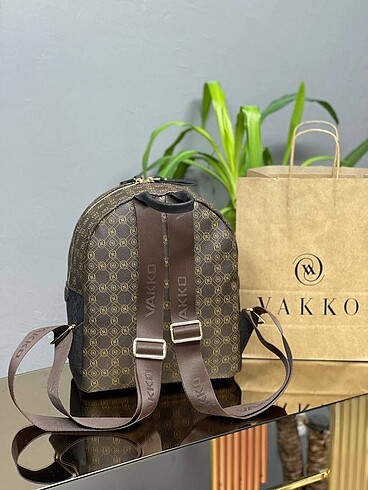 Vakko Vakko şırt çanta