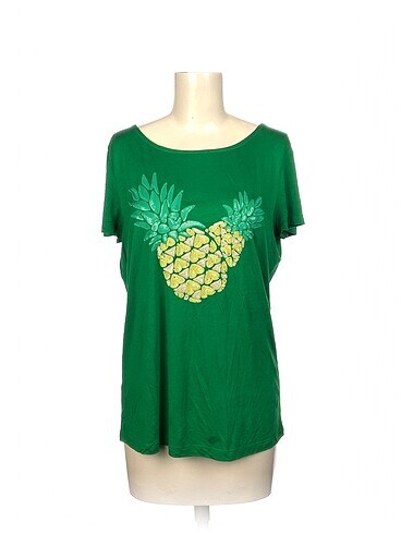 Mango T-shirt %70 İndirimli.