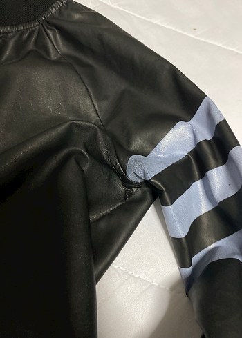 Parlak Siyah Kadın Deri Ceket - Görsel 2