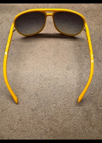 Prada Sarı Retro Kadın Güneş Gözlüğü - Görsel 2