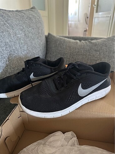 Nike spor ayakkabı