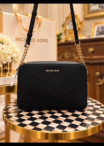 Michael Kors ürünü