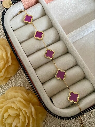 Diğer Van cleef model mor renk çelik yonca bileklik