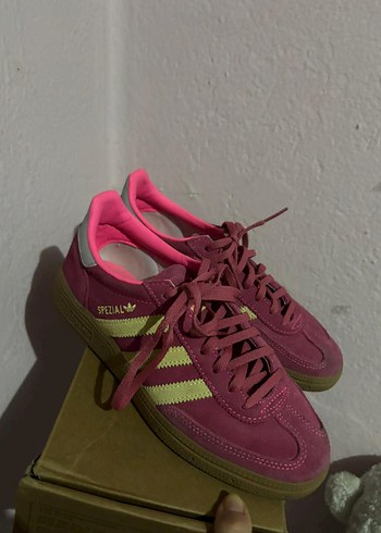 Pembe. orjinal spor ayakkabı - Görsel 4