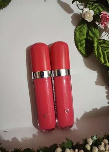 Max Factor Ruj ..