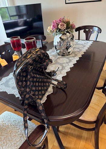 Guess Kadın Sırt Çantası - Görsel 2