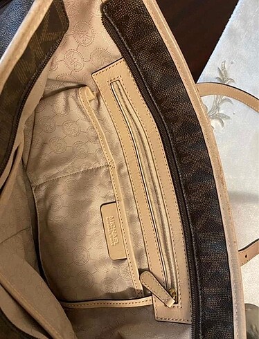  Beden Michael Kors Çanta