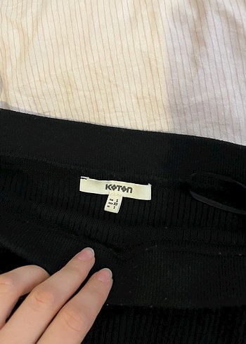 Piliseli Siyah Uzun Kadın Etek - Görsel 3