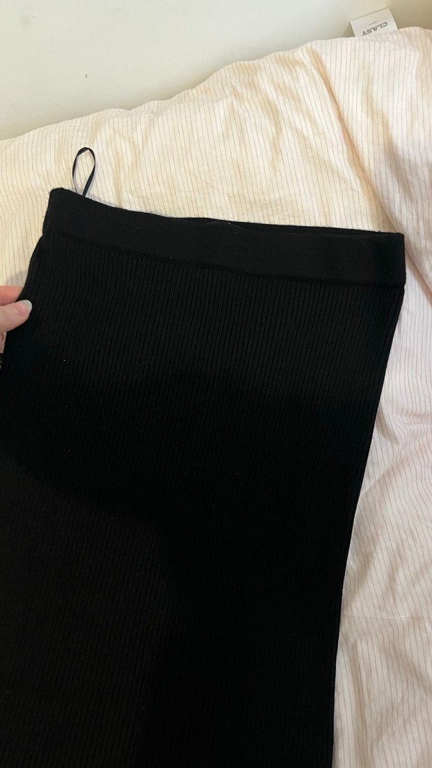 Piliseli Siyah Uzun Kadın Etek - Görsel 2