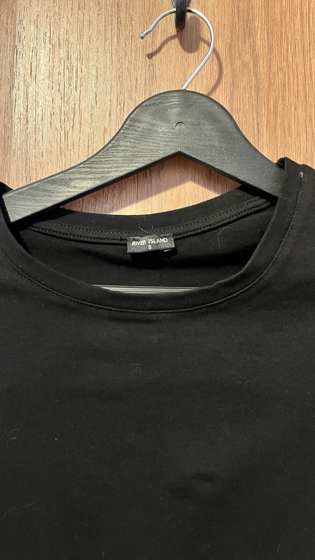 Siyah Süet Mini Crop Top tişört - Görsel 3
