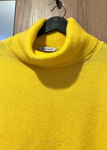 Sarı Boğazlı Örgü Kadın Kazak - Görsel 5