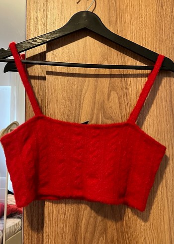 Kırmızı Örgü İp Askılı Crop Top - Görsel 2