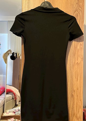 Zincir Detaylı Siyah Kısa Kollu Mini Elbise - Görsel 7