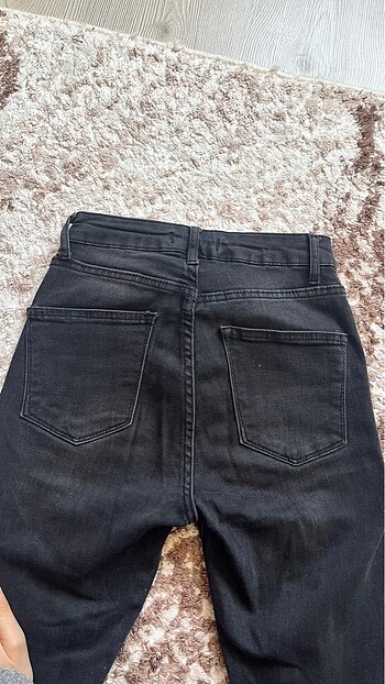 26 Beden siyah Renk Siyah yüksek bel jean