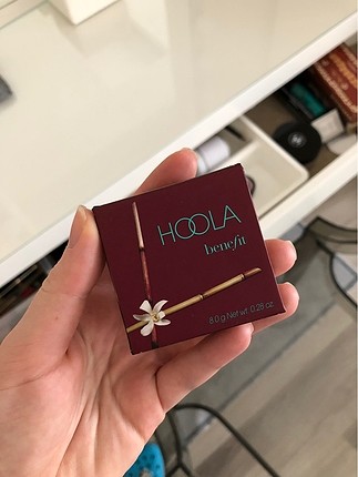 Benefit hoola