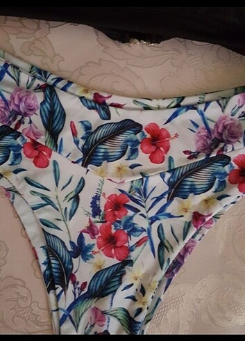 Diğer Bikini