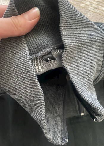 Yarım Fermuarlı Gri Sweatshirt - Görsel 3