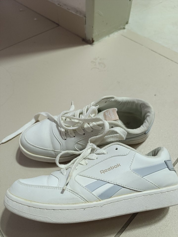 Beyaz Reebok Kadın Spor Ayakkabı - Görsel 3