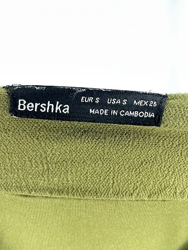 s Beden haki Renk Bershka Kısa Elbise %70 İndirimli.