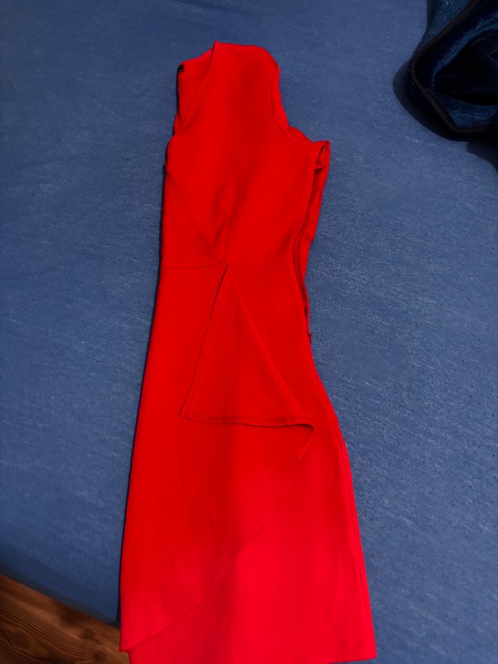 Kırmızı V Yaka Drapeli Midi Elbise - Görsel 2