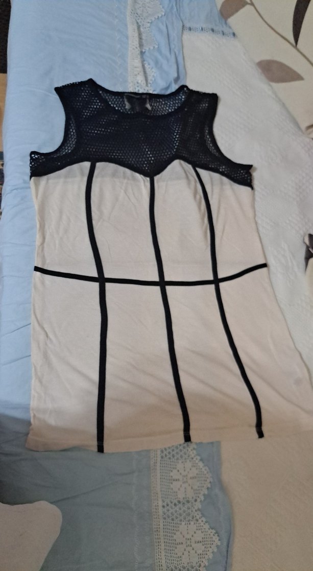 Beyaz Siyah tişört - Görsel 2