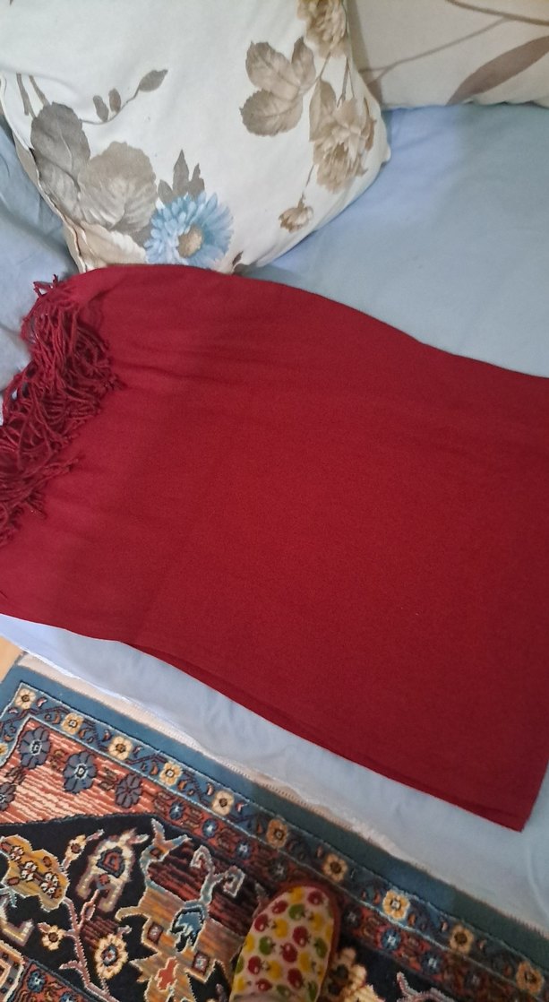 Kırmızı Kadın Püsküllü Bohem Şal - Görsel 2